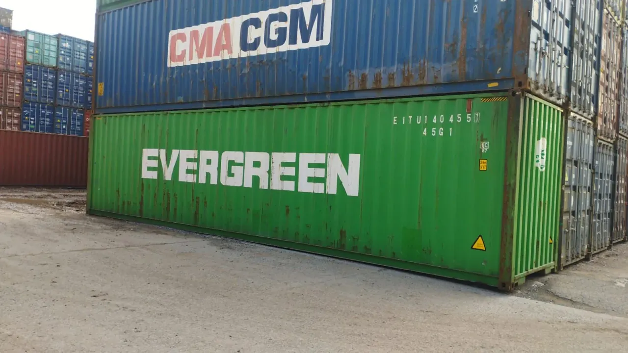 Container Dry 40 HC usado — imagen ilustrativa
